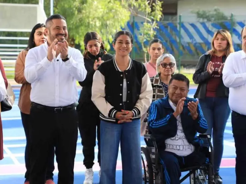 Adán Domínguez rehabilita parque en La Libertad