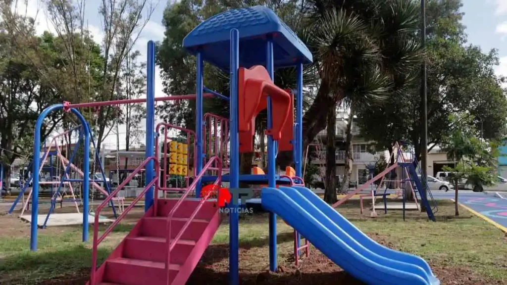 Ayuntamiento de Puebla entrega rehabilitación de parque en la Romero Vargas