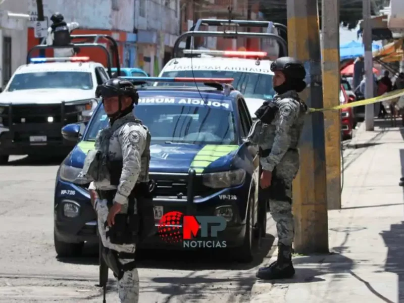 Hallan cadáver encobijado en colonia Popular Castillotla, Puebla