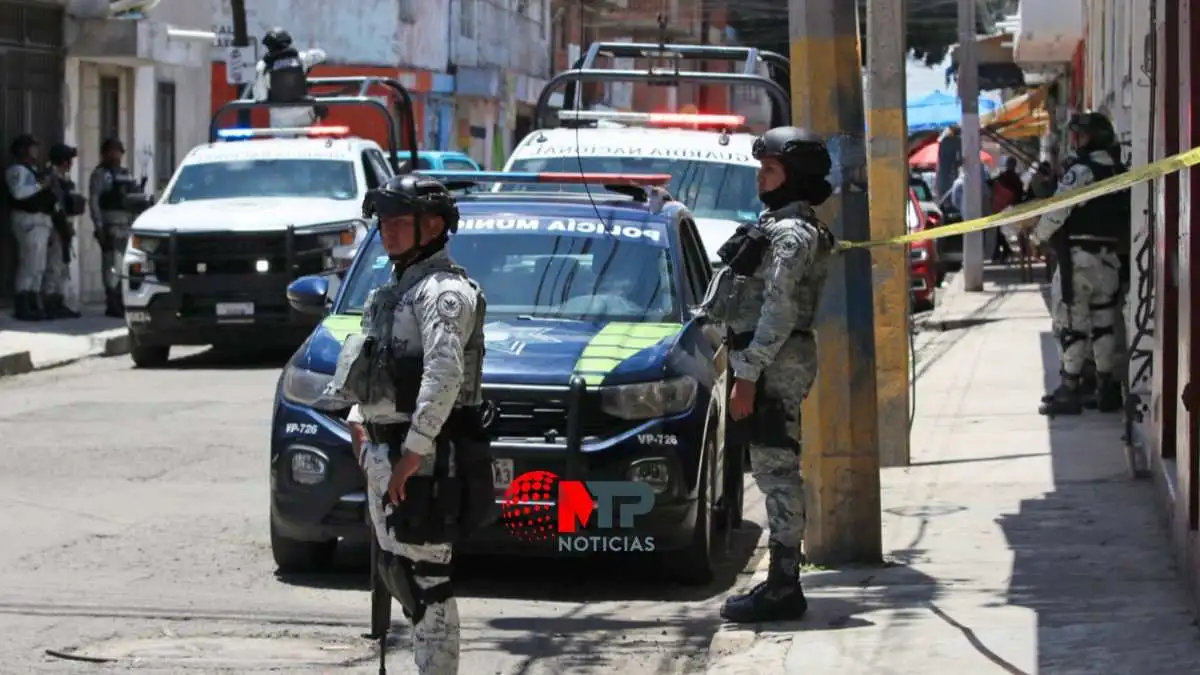 Hallan cadáver encobijado en colonia Popular Castillotla, Puebla