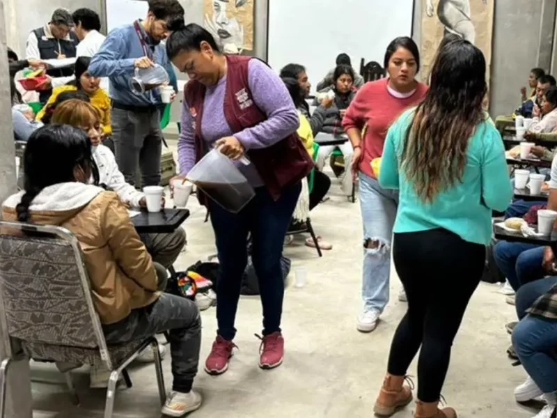 Continúan en el hospital 7 heridos en volcadura de autobús en la Puebla-Atlixco