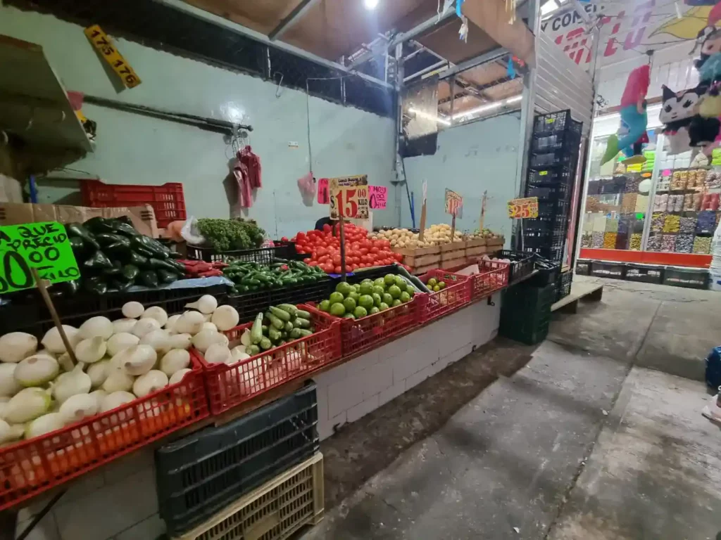 Aumenta hasta un 100 % el costo del kilo del limón en mercados de Puebla