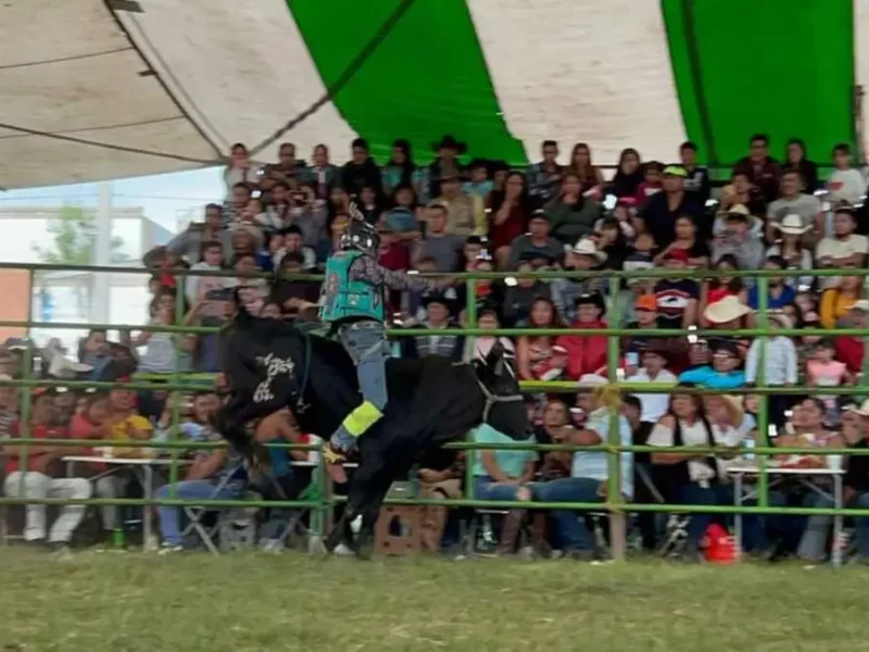 Cierre de feria en Amozoc