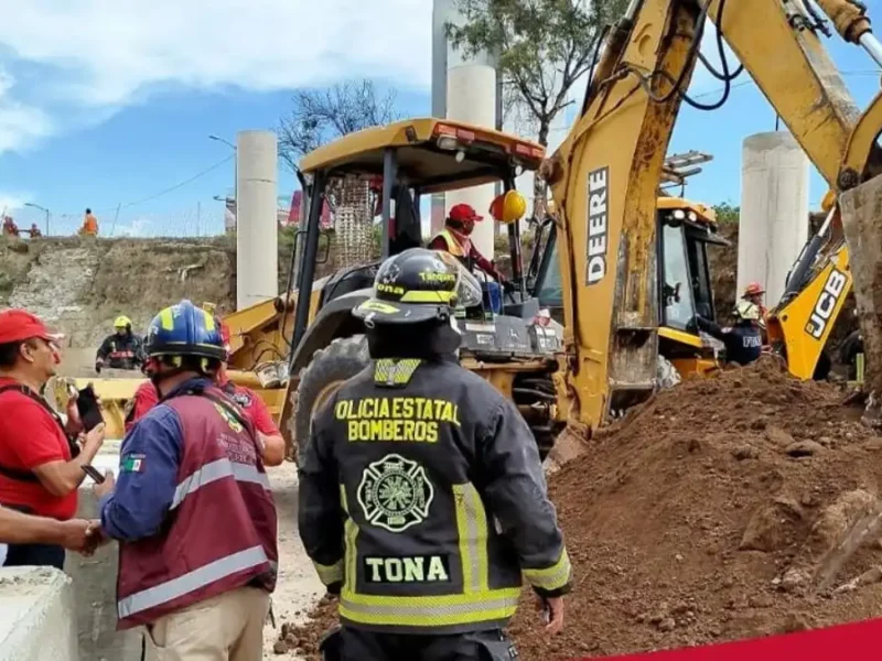 Constructora promete indemnización por muerte de trabajadores en distribuidor Atlixcáyotl