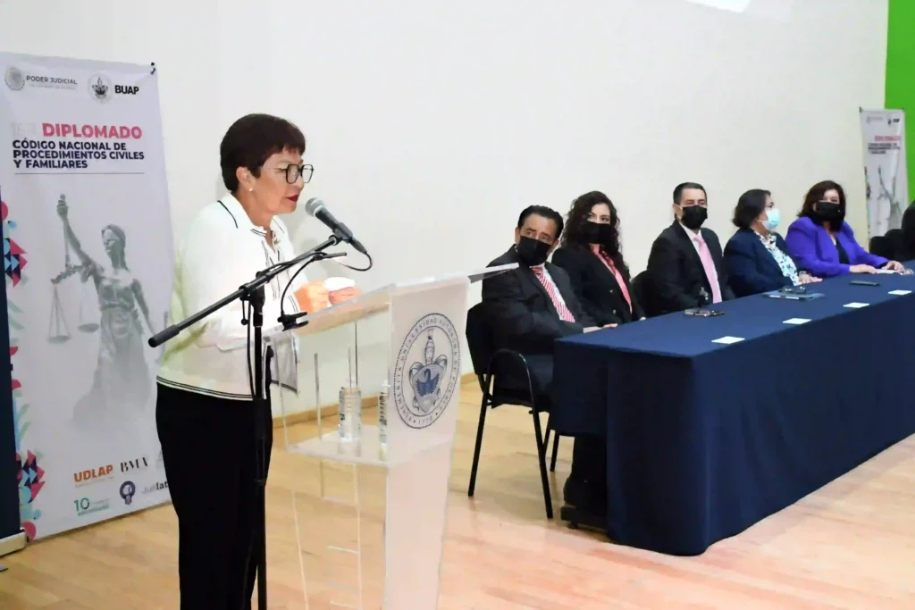 Lilia Cedillo inaugura diplomado 'Código Nacional de Procedimientos Civiles y Familiares'