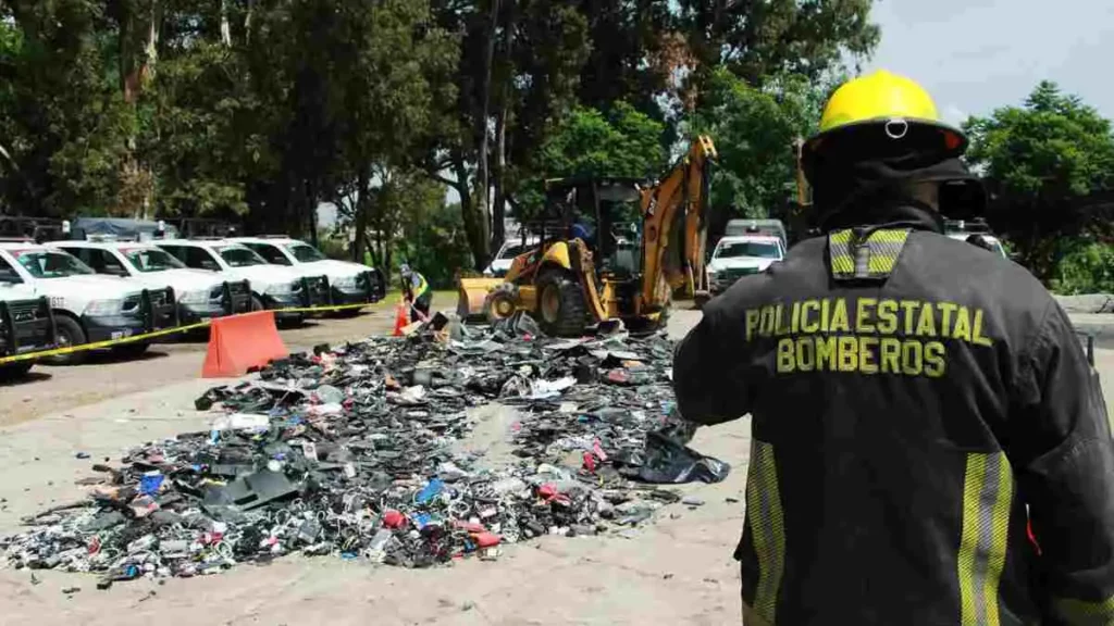 Destruye Seguridad Pública más de 3 mil 400 celulares asegurados en cárceles en Puebla