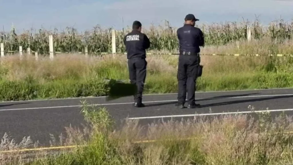 Abandonan dos cadáveres en Tlaxcala: un embolsado y un ejecutado, en dos municipios