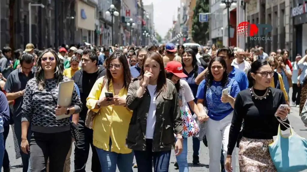 Causa evacunaciones en Puebla activación errónea de alerta sísmica