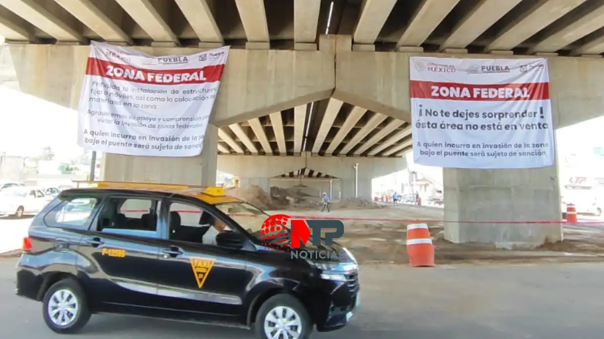 Ambulantes se quieren adueñar del bajo distribuidor de la Central de Abasto, les dejan esta advertencia