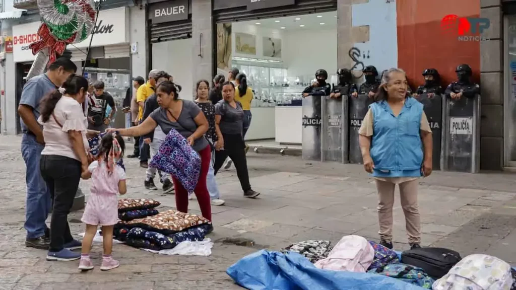 Una semana de venta en calles del Centro Histórico, ofrece Ayuntamiento de Puebla a ambulantes