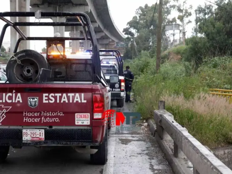 Ahora avientan un cadáver en la autopista México-Puebla, altura Cuautlancingo