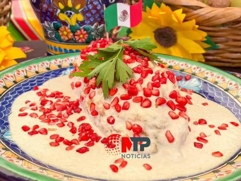 Chiles en Nogada de Calpan con 60 años tradición: Minerva conserva receta de su abuela