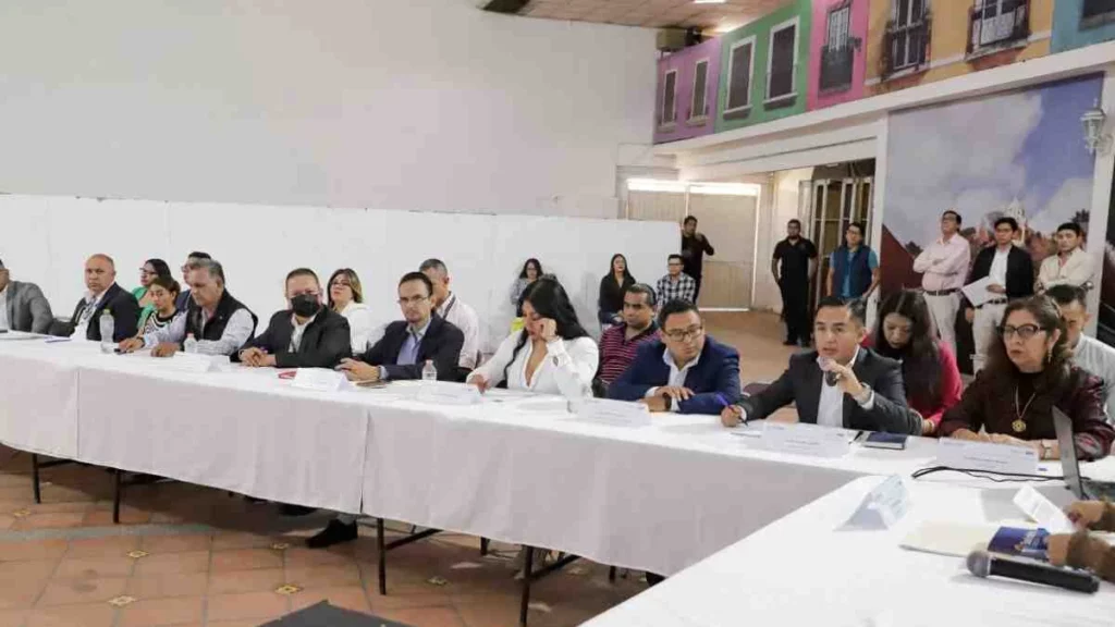 Tlatehui y Cuautle instalan comisión de transición en San Andrés Cholula