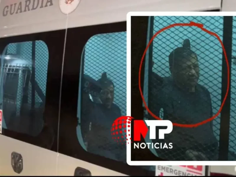 Con brazalete, Mario Marín ya está en prisión domiciliaria en Puebla: así fue su regreso (VIDEO)