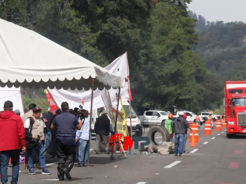 Para no volver a bloquear la autopista México-Puebla, ejidatarios piden 700 MDP