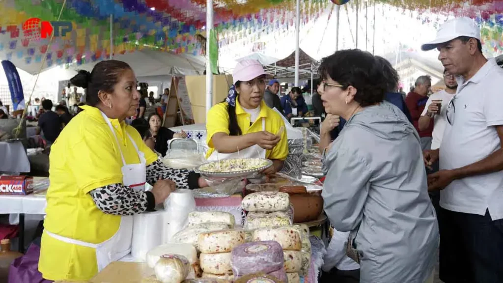 Disfruta tu fin de semana en Puebla con ferias del Chile en Nogada, Carnitas, Queso y más