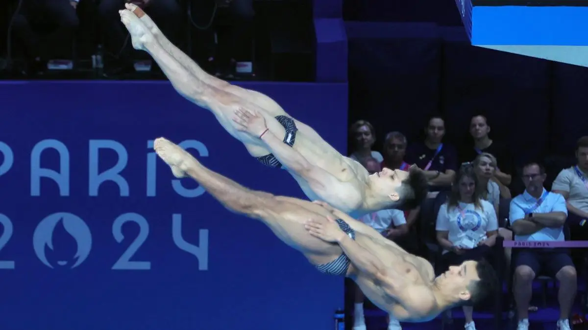 ¡Felicidades! Osmar y Juan ganan medalla de plata para México en clavados