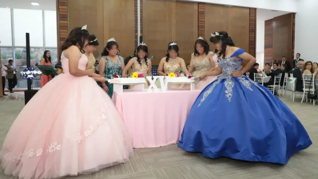 Sergio Salomón y Gaby Bonilla festejan a 8 quinceañeras de Casa del Adolescente