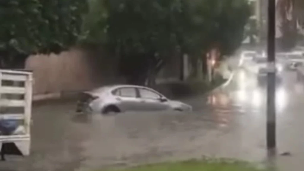 Afectaciones tras la lluvia de esta tarde