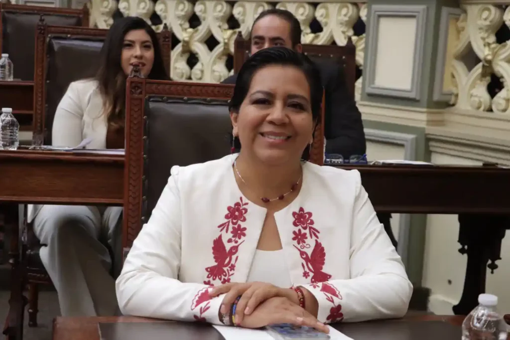 Ana Laura Altamirano solicita licencia como diputada, va al gabinete de Armenta