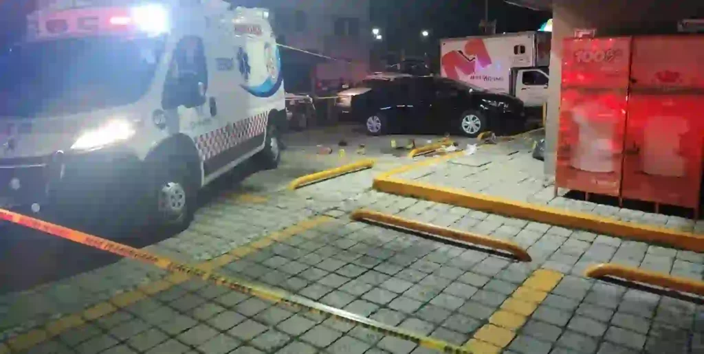 Balean a dos por defender a mujer de golpiza en Camino Real a Cholula