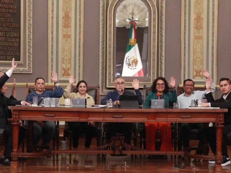 Convocan a diputados electos y salientes a sesiones en Congreso de Puebla