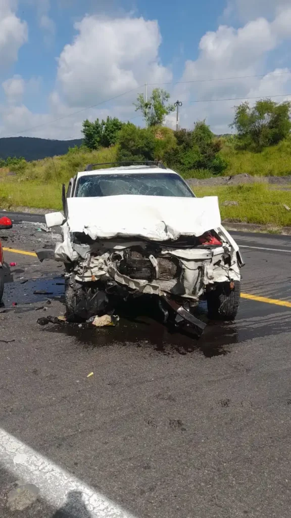 Dos muertos deja choque frontal en Vía Atlixcáyotl en Atlixco (2)