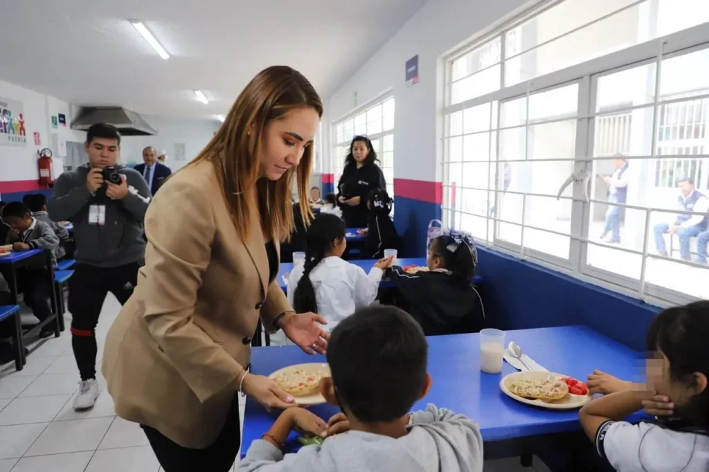 Esto ha hecho Claudia Barrientos en DIF de Puebla capital