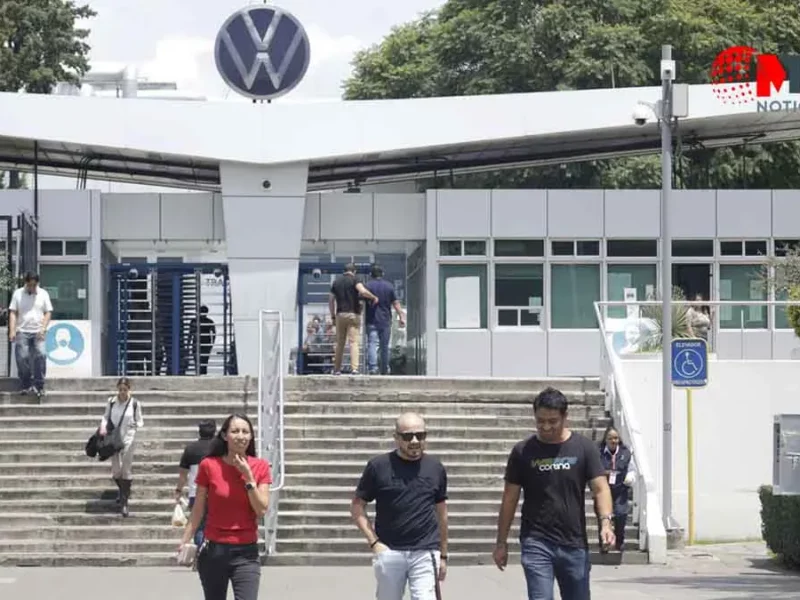 ¡No habrá huelga en Volkswagen! Obreros aprueban 7% de aumento al salario en segunda vuelta