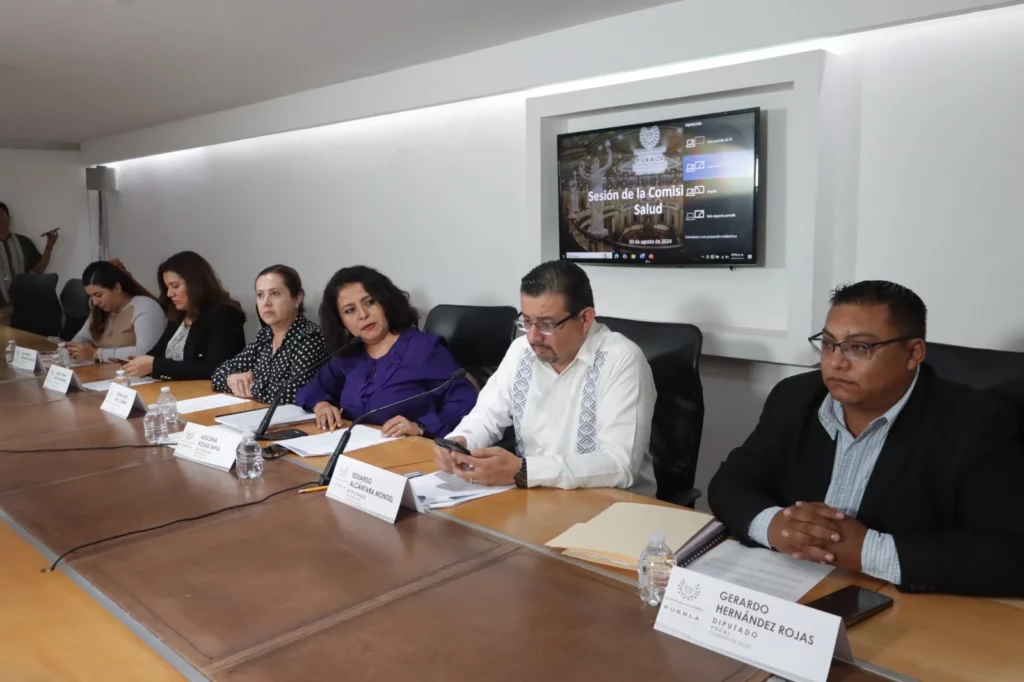 Presentan Comisiones del Congreso Informe Anual de Trabajo