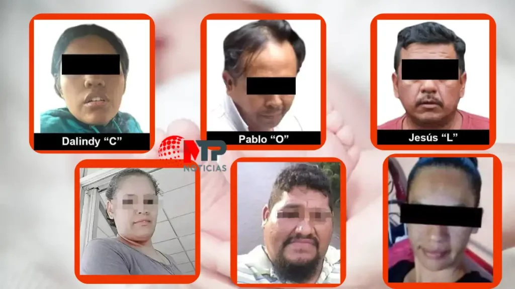 Banda de robachicos en Puebla: madre, hijos y yerno, forman parte