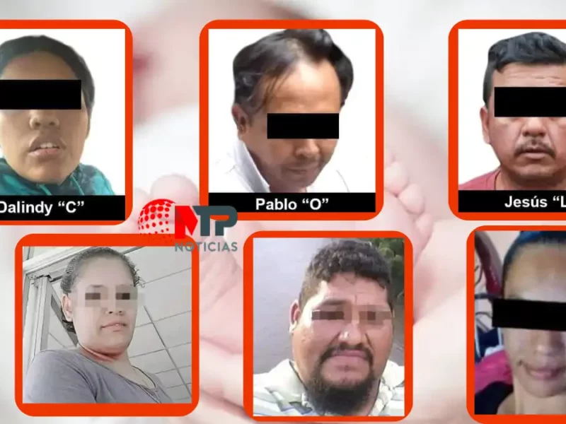 Banda de robachicos en Puebla: madre, hijos y yerno, forman parte