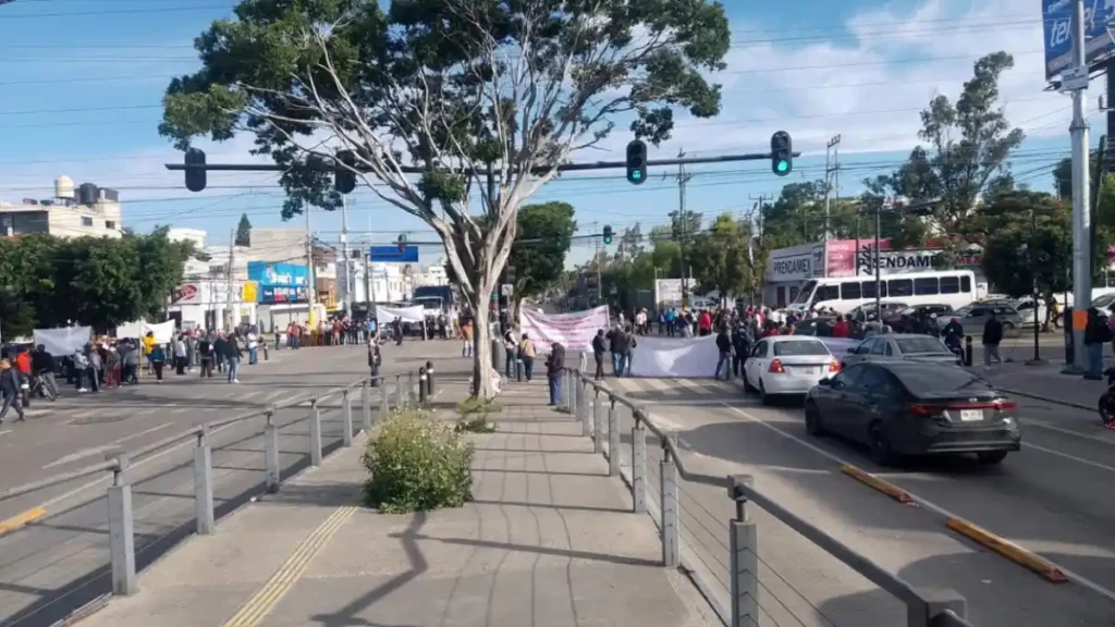 Protesta de ejidatarios en Las Torres, Puebla.