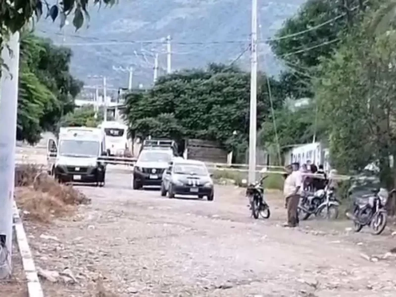 ¡Otro asesinato! Ahora ejecutan a un hombre dentro de su auto en Coxcatlán