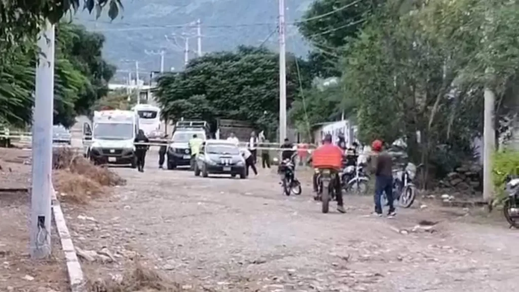 ¡Otro asesinato! Ahora ejecutan a un hombre dentro de su auto en Coxcatlán