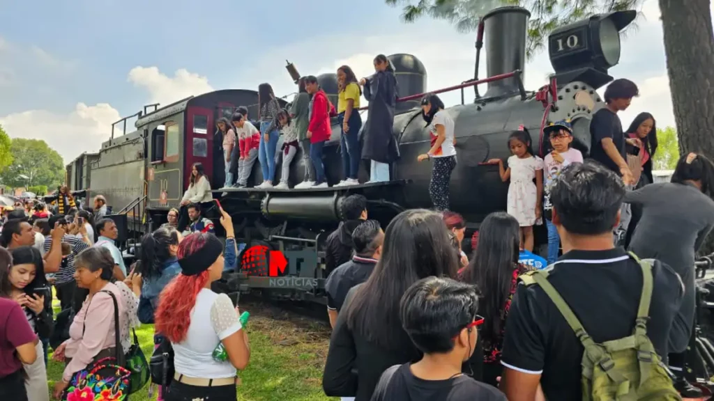 ¡No hubo magia! Fans de Harry Potter salen decepcionados del Museo de los Ferrocarriles en Puebla