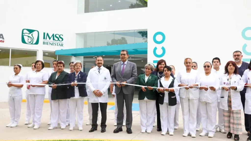 Inauguran Unidad de Oncología y Cardiología del HNP, van 2 mil 246.6 MDP en obras médicas