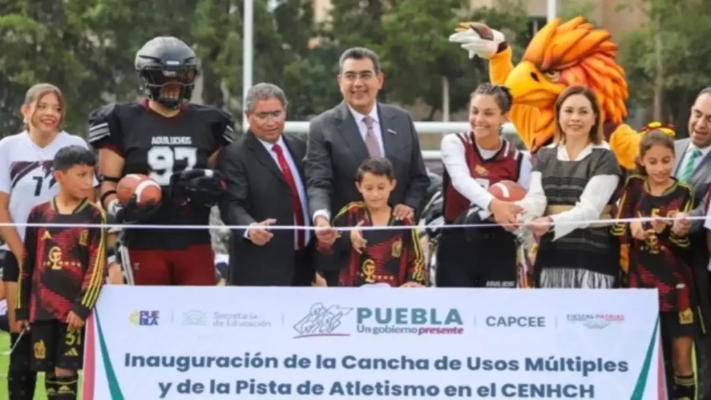 Inaugura Sergio Salomón cancha y pista verde en el CENHCH con 31 MDP