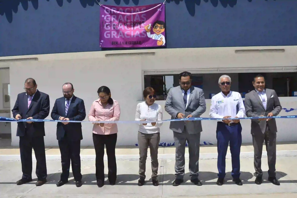 Lilia Cedillo inaugura dos nuevos edificios en la Preparatoria Emiliano Zapata