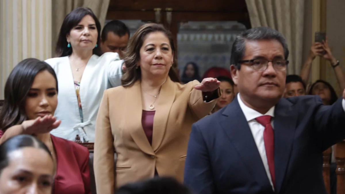 Morena acapara las comisiones más importantes en Congreso de Puebla