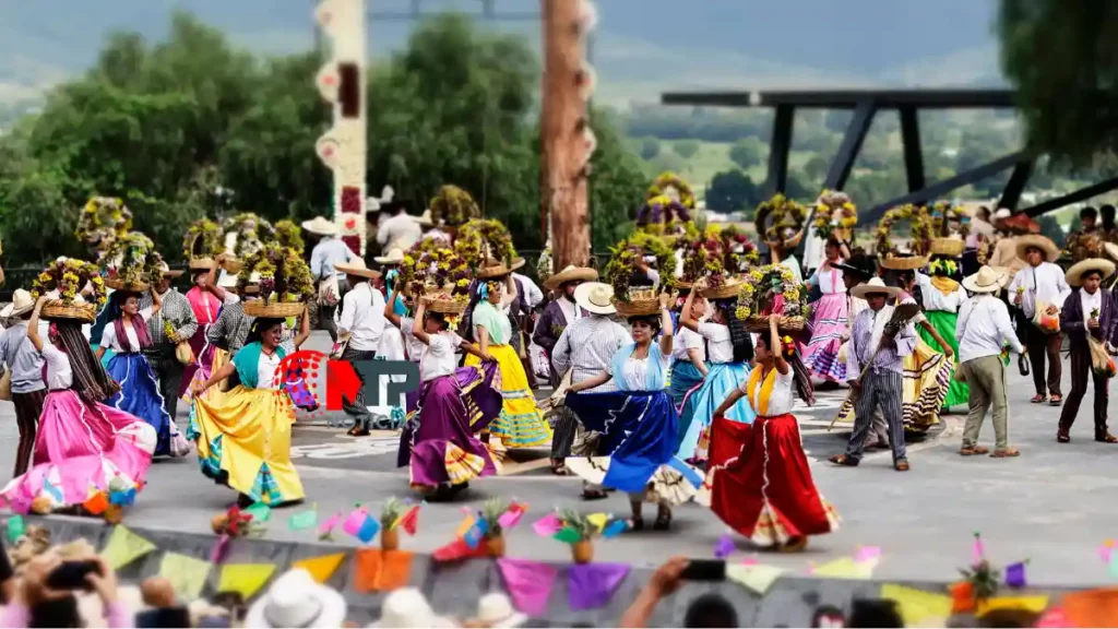 Bailes tradicionales en Atlixco por inicio de Huey Atlixcáyotl 2024.