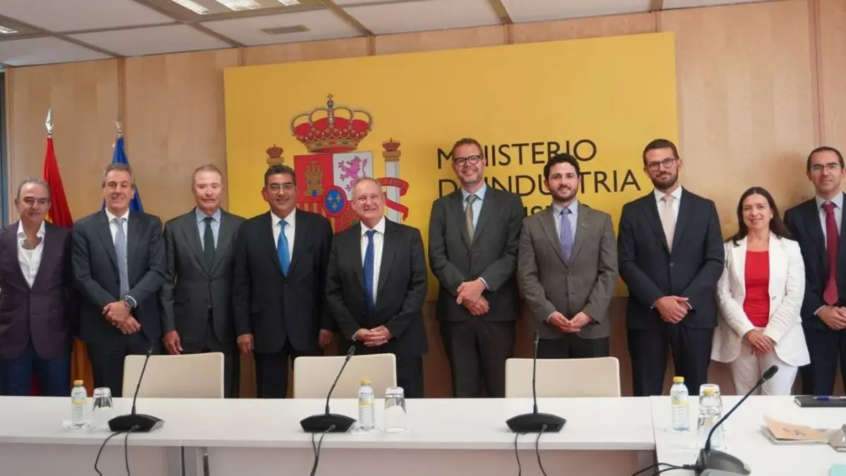 Sergio Salomón se reúne con ministro de Industria y Turismo en España, de esto trató