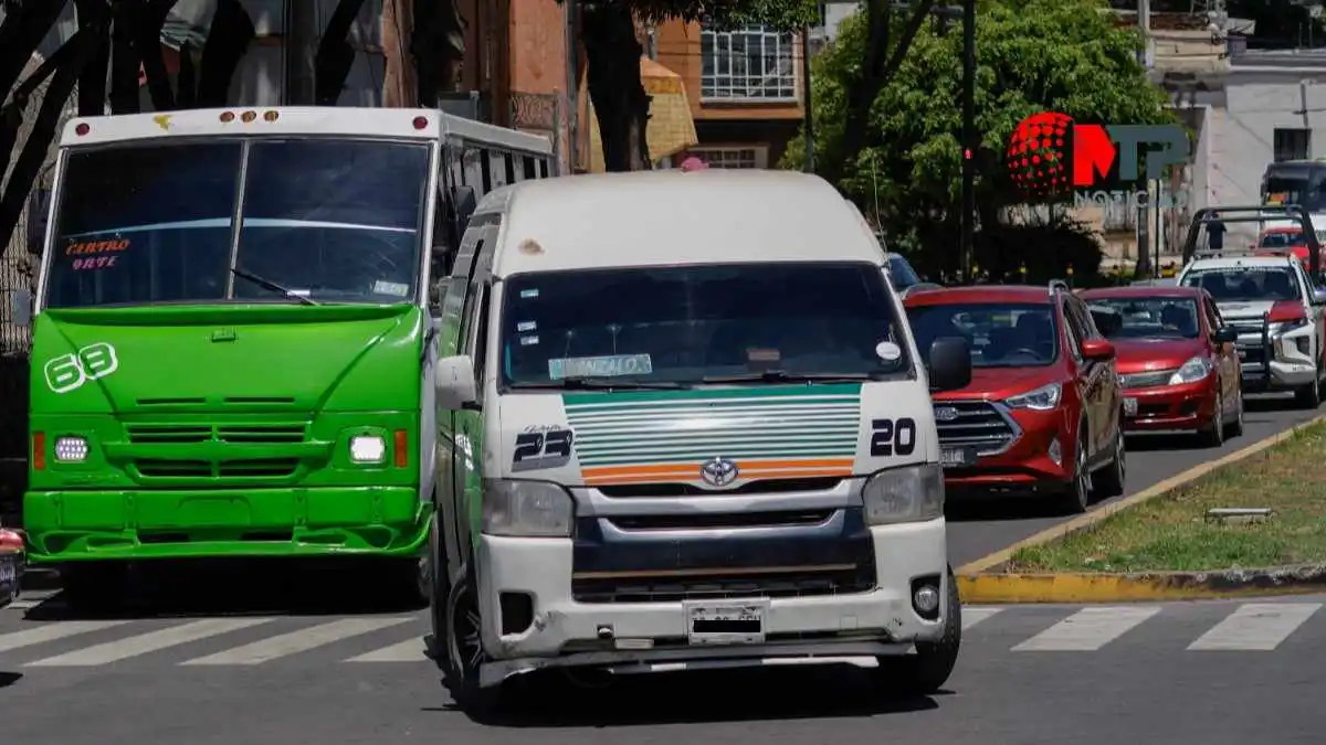 Transporte público prepara protesta contra multas y radares de verificación en Puebla