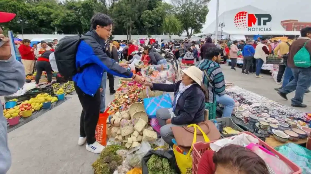 Trueque en Cholula: cazuelas, frutos, sombreros y más, así se vive esta tradición