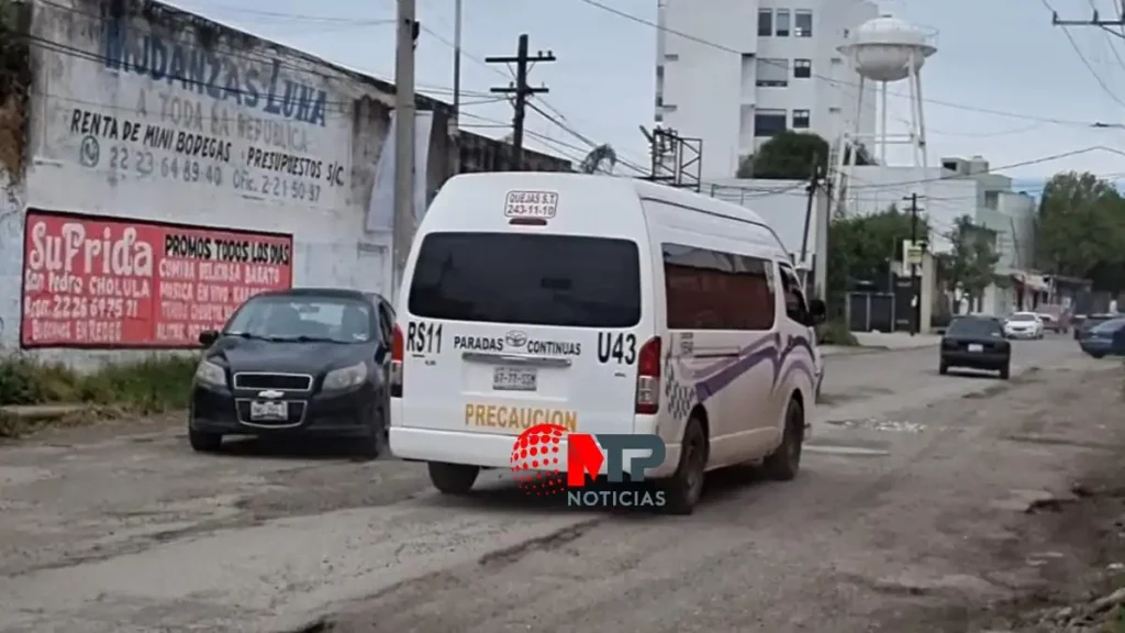 Destrozada la carretera Coronango-Cholula