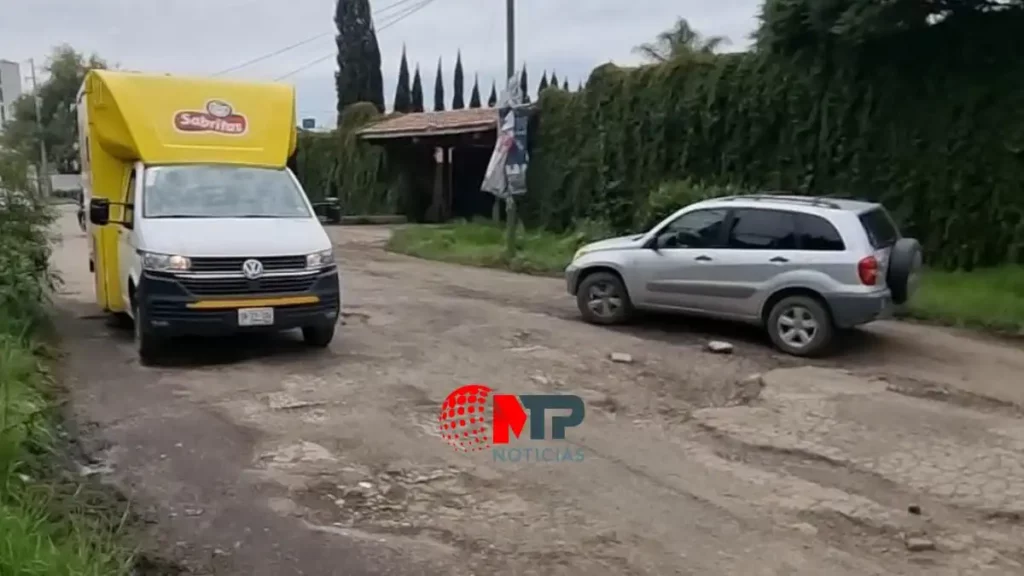 Destrozada la carretera Coronango-Cholula