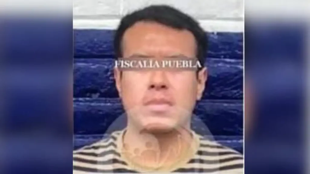 Él es José Andrés, psicólogo detenido por violar a alumna de primaria en Tehuacán