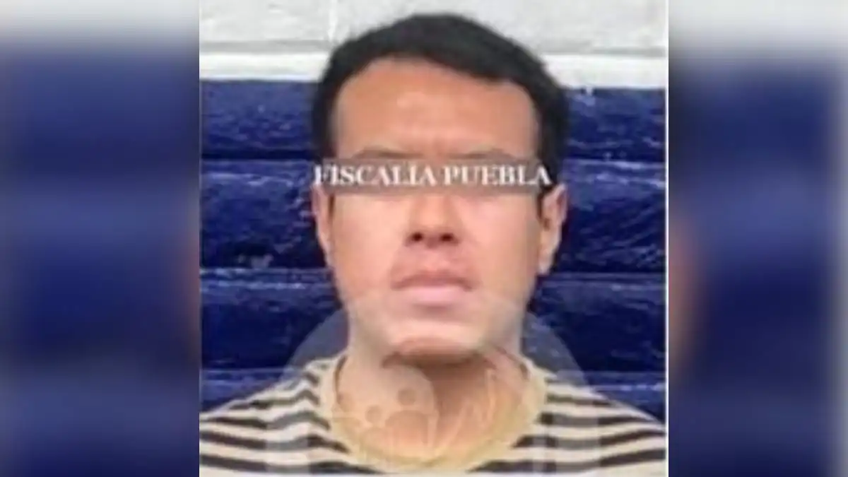 Él es José Andrés, psicólogo detenido por violar a alumna de primaria en Tehuacán