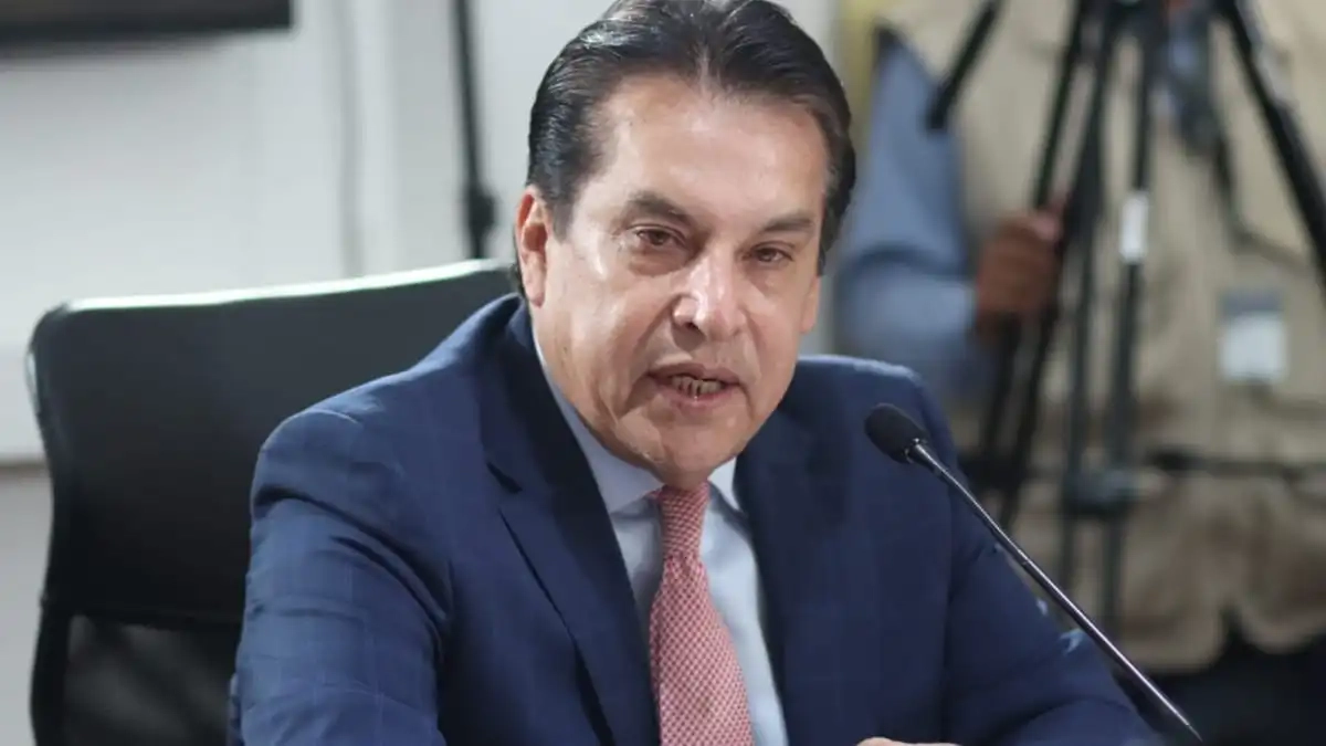 Félix Cerezo da informe y no propuestas del por qué quiere seguir en CDH Puebla