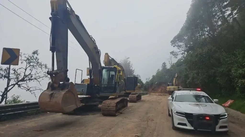 Imposible habilitar doble sentido en la autopista Puebla-Orizaba, ¿por qué